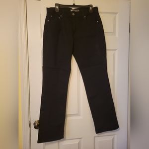 Levi's size 12 Black stretchy Straight Leg Jeans